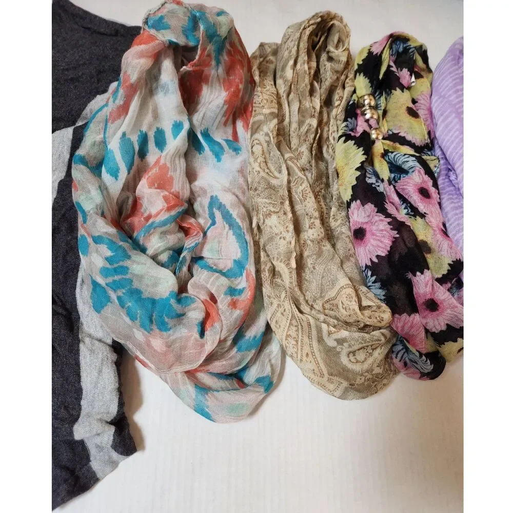 Scarf & Convertible Wrap Lot – 11 Pieces Mixed Prints & Styles